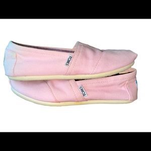 🔥🔥Toms pink alpargata slip-on shoe size 6.5W